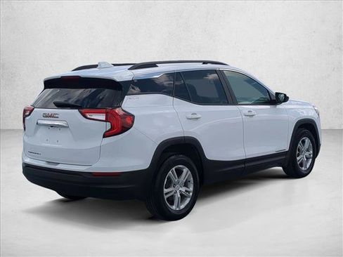 Certified 2023 GMC Terrain SLE w/ Driver Convenience Package FWD image 5