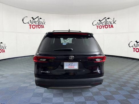 Used 2026 Toyota Grand Highlander AWD Hybrid image 3