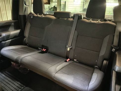 Used 2024 Chevrolet Silverado 2500 Custom w/ Custom Value Package image 23