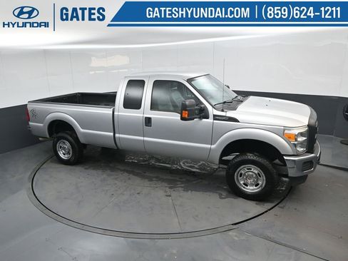 Used 2016 Ford F250 XL w/ Power Equipment Group image 44