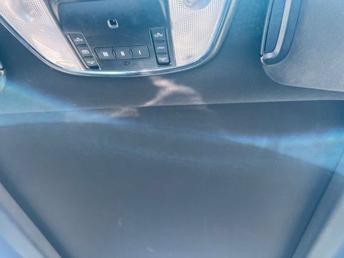 Used 2023 Chrysler 300 S RWD image 78