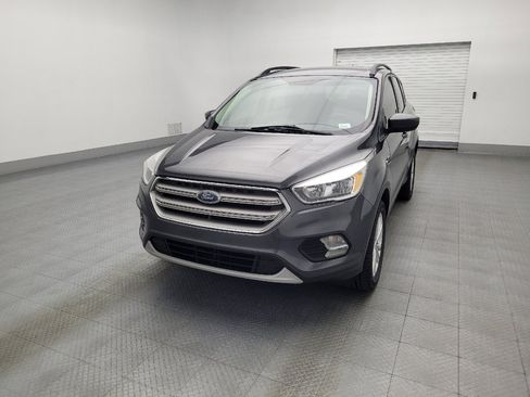 Used 2018 Ford Escape SE image 15