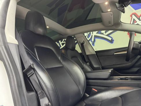 Used 2021 Tesla Model 3 Standard Range Plus RWD image 26