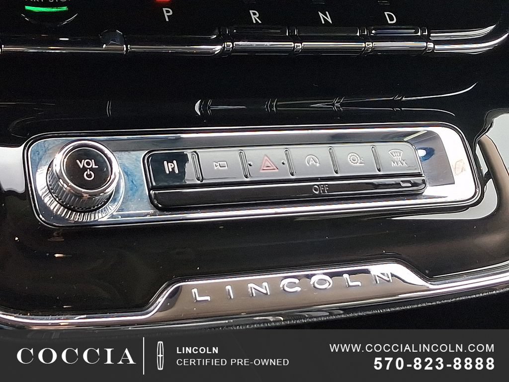 Certified 2023 Lincoln Corsair AWD w/ Equipment Group 101A image 17