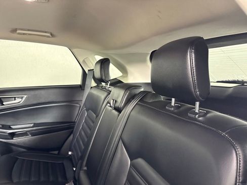 Used 2024 Ford Edge SEL image 23