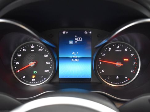 Used 2020 Mercedes-Benz C 300 4MATIC Sedan w/ AMG Line image 7