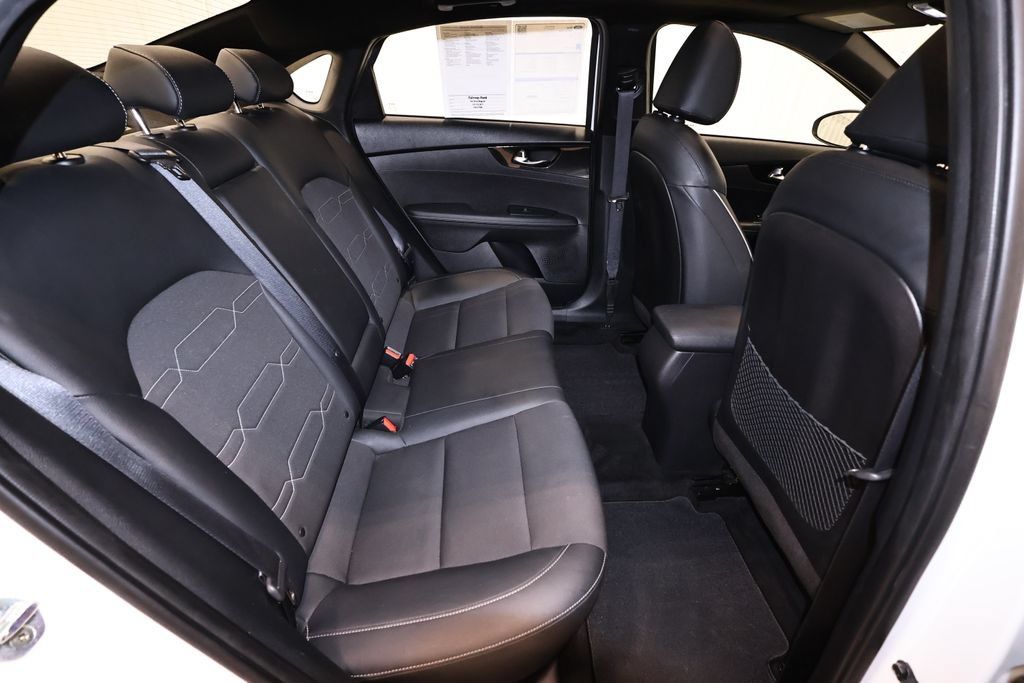 Used 2022 Kia Forte GT-Line w/ GT-Line Premium Package FWD image 16