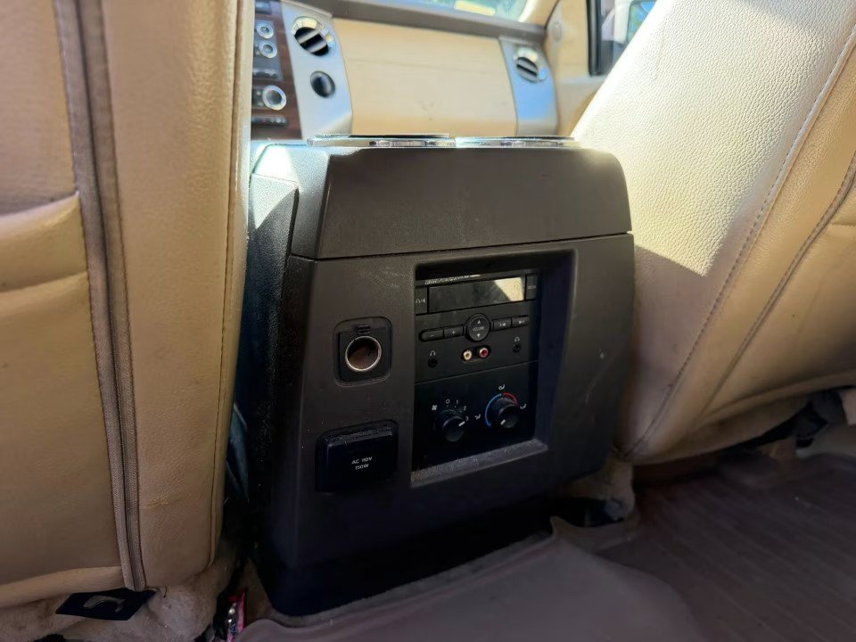 Used 2012 Ford Expedition XLT AWD/4WD image 12