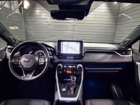 Used 2021 Toyota RAV4 XSE w/ Weather Package image 11