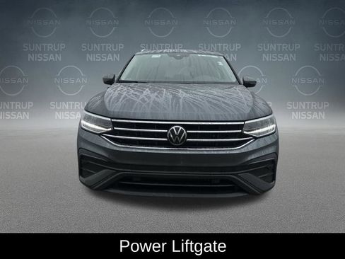 Used 2024 Volkswagen Tiguan SE image 10