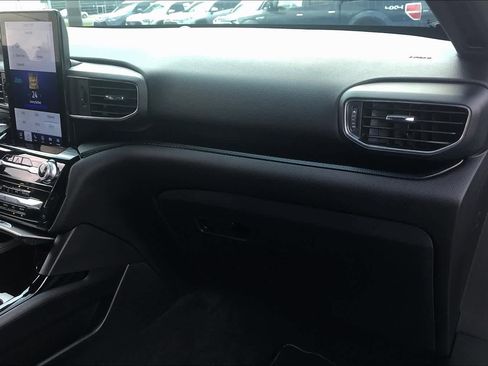 Certified 2022 Ford Explorer ST w/ Equipment Group 401A image 18