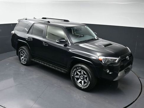 Used 2024 Toyota 4Runner TRD Off-Road Premium image 25