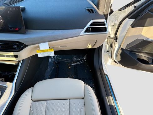 New 2026 BMW 330i Sedan w/ Premium Package image 18