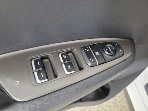Used 2019 Kia Optima S FWD image 22