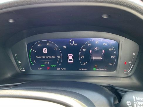 Used 2023 Honda Accord Sport image 12