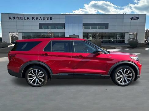 Used 2023 Ford Explorer ST-Line w/ Class IV Trailer Tow Package RWD image 10