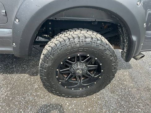 Used 2019 Ford F250 XLT w/ XLT Value Package AWD/4WD image 5