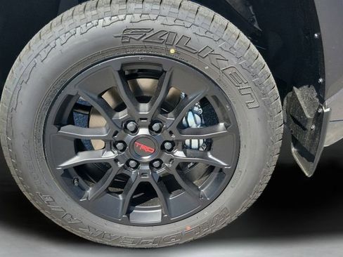 New 2026 Toyota Tundra Limited AWD/4WD image 25