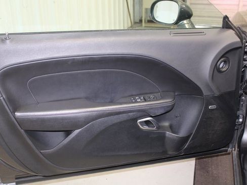 Used 2018 Dodge Challenger SXT Plus image 9