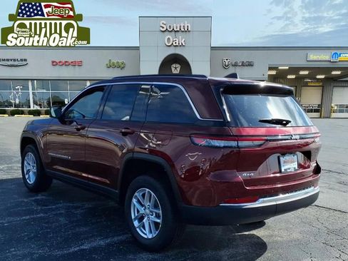 New 2026 Jeep Grand Cherokee Laredo AWD/4WD image 4