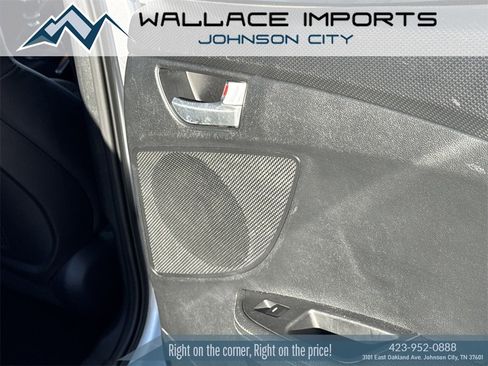 Used 2016 Hyundai Veloster Turbo w/ Option Group 04 image 43