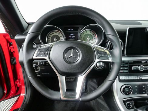 Used 2013 Mercedes-Benz SLK 250 image 10