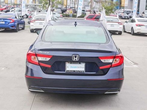 Used 2018 Honda Accord EX-L image 6