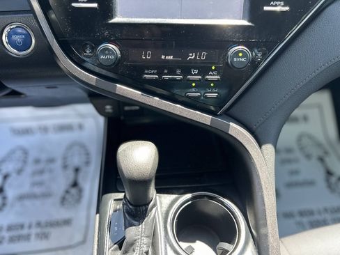 Used 2019 Toyota Camry LE w/ Protection Package (Q2) FWD image 13