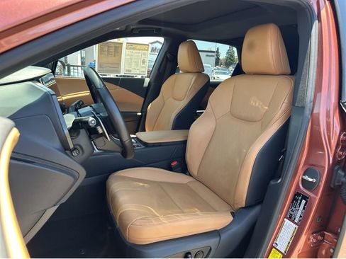 Used 2023 Lexus RX 350 Premium Plus w/ Cold Area Package FWD image 16