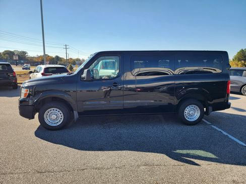 Used 2017 Nissan NV 3500 S w/ Power Package image 8