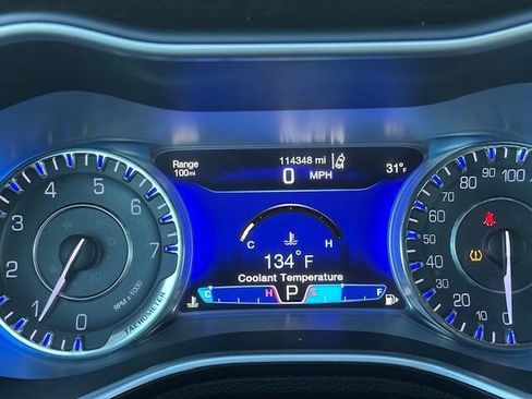 Used 2015 Chrysler 200 C w/ Navigation & Sound Group I FWD image 15