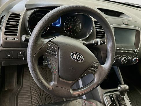 Used 2018 Kia Forte LX w/ LX Popular Package image 18