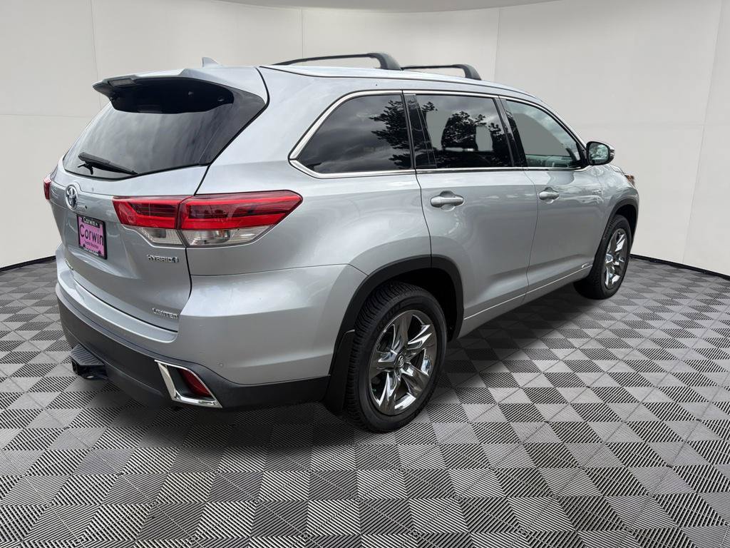 Used 2018 Toyota Highlander Limited Platinum AWD/4WD image 8