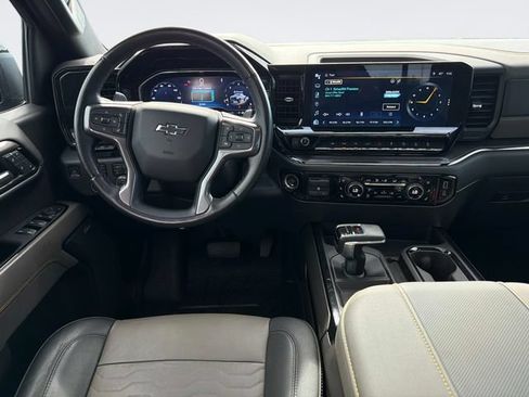 Used 2023 Chevrolet Silverado 1500 ZR2 w/ Technology Package AWD/4WD image 16