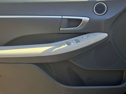 Used 2022 Hyundai Sonata SEL FWD image 16