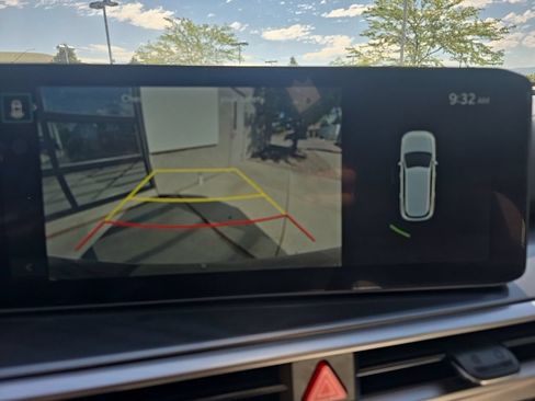 Certified 2025 Kia Sorento EX AWD/4WD image 16