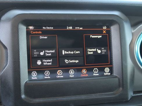 Used 2022 Jeep Wrangler Unlimited Sport AWD/4WD image 25