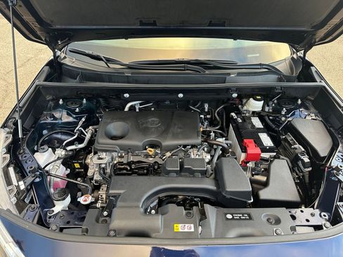 Used 2025 Toyota RAV4 XLE image 33