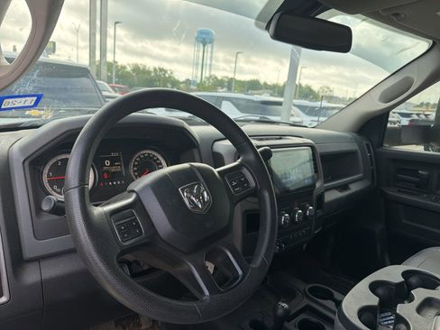 Used 2017 RAM 3500 Tradesman w/ Chrome Appearance Group image 7