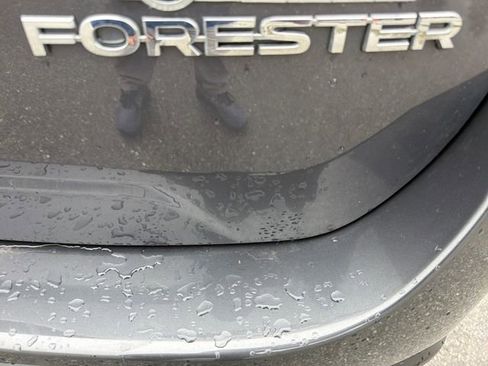Used 2024 Subaru Forester Premium AWD/4WD image 10