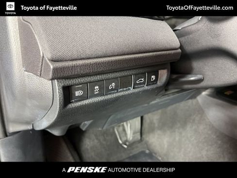 Used 2025 Toyota Camry LE image 25