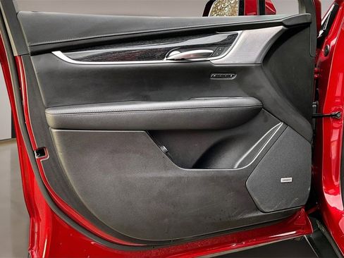 Certified 2023 Cadillac XT5 Premium Luxury image 18