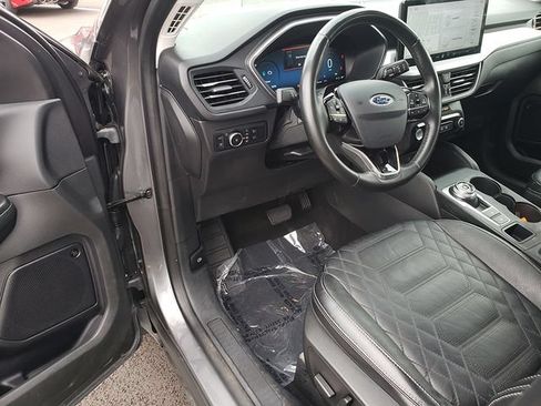 Used 2023 Ford Escape SE w/ PHEV Premium Package FWD image 10