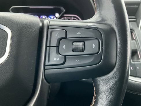 Used 2021 GMC Yukon AT4 w/ AT4 Premium Package image 19