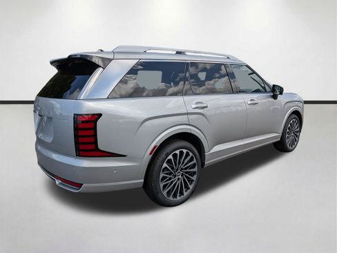 New 2026 Hyundai Palisade Calligraphy FWD image 4