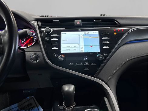 Used 2019 Toyota Camry XSE w/ Navigation Package image 17