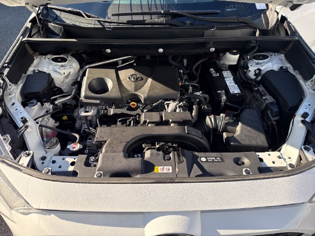 Used 2021 Toyota RAV4 LE FWD image 28