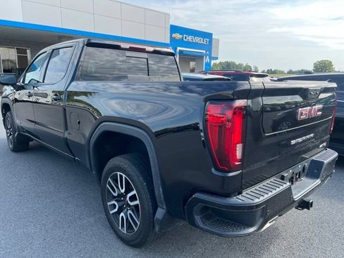 Used 2023 GMC Sierra 1500 AT4 w/ AT4 Preferred Package AWD/4WD image 4