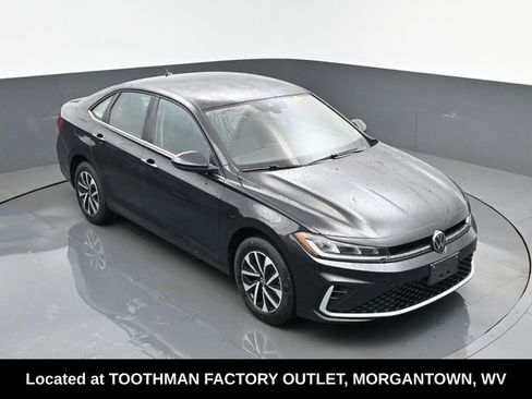 Used 2025 Volkswagen Jetta S FWD image 18