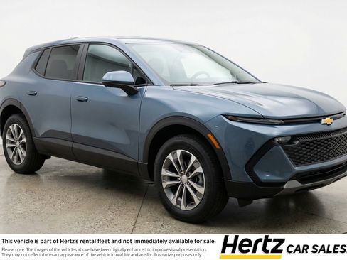 Used 2025 Chevrolet Equinox LT image 1